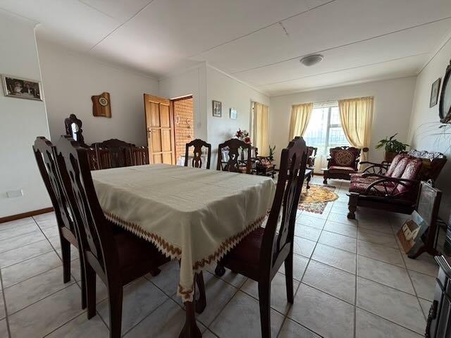 3 Bedroom Property for Sale in Fraaiuitsig Western Cape